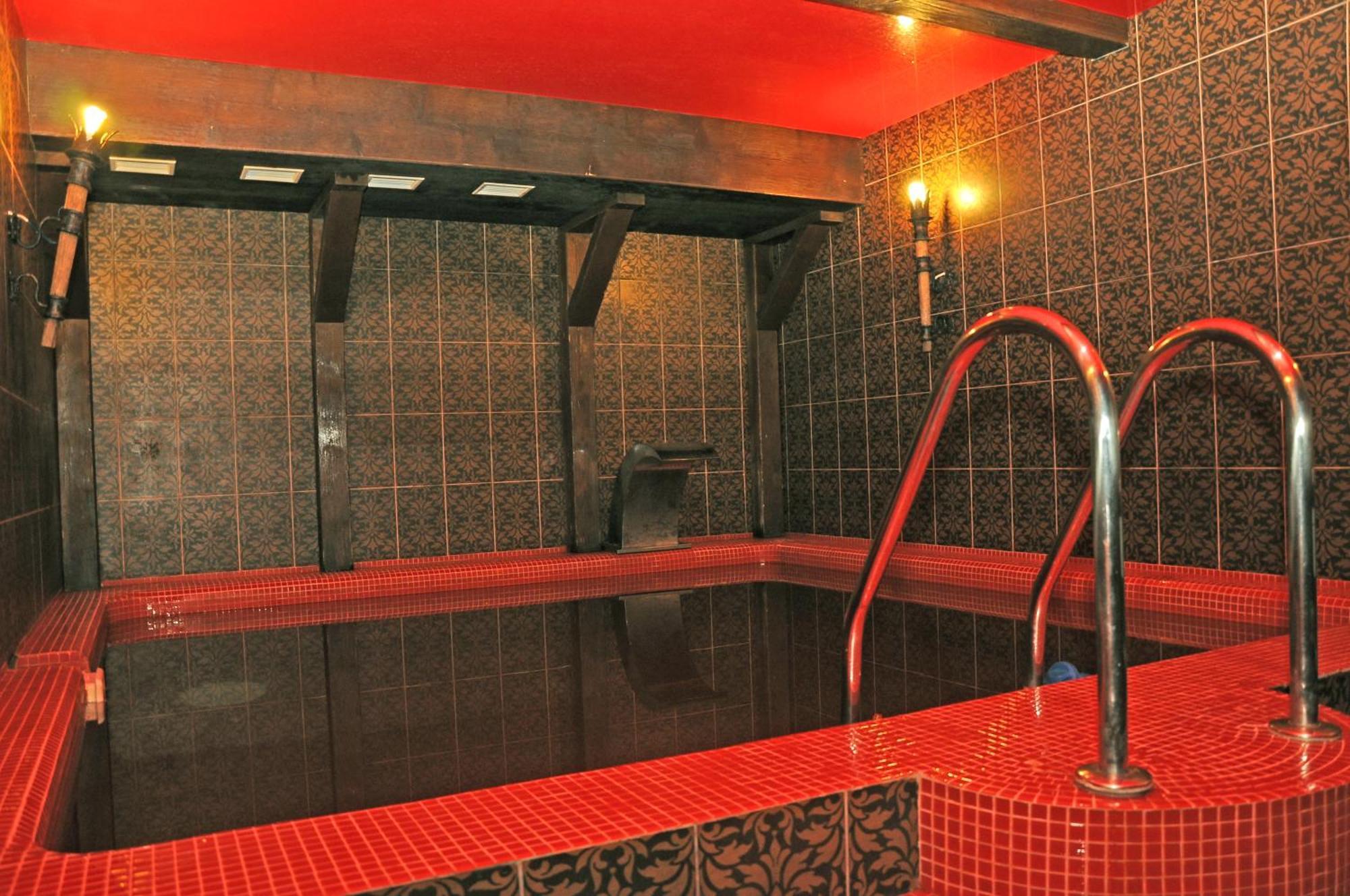 Casablanca Hotel Kalush Zewnętrze zdjęcie